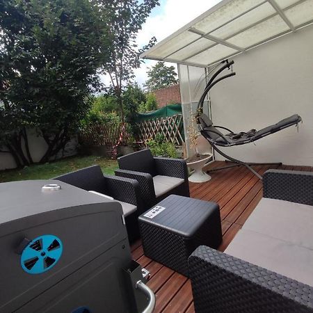 Apartmán Chambre Prive Dans Une Maison Avec Terrasse Et Jardin Salles De Bain Partagees Lille Exteriér fotografie